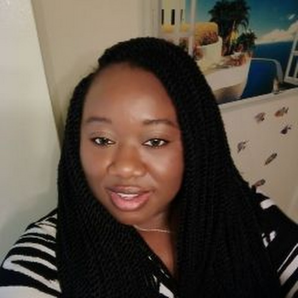 Meet your Posher, Monica